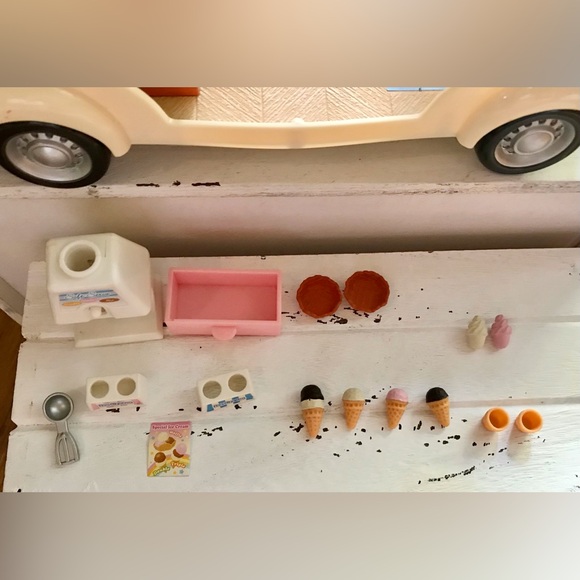 Calico Critters Ice Cream Truck Vehicle Accessories Vehicle Toy Playset Food - Picture 3 of 16